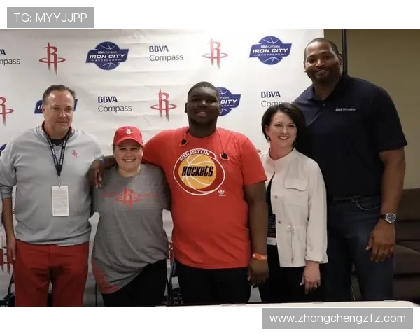 投票火热进行中火箭官方晒赛场照号召球迷为球员助力全力冲刺年度荣誉 投票火热进行中火箭官方晒赛场照号召球迷为球员助力全力冲刺年度荣誉